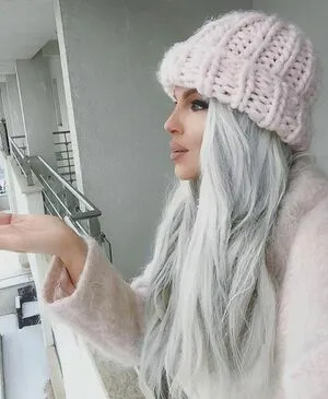 Karleusa OnlyFans Leaked Free Thumbnail Picture - #1ZOXbArjjZ