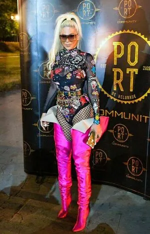 Karleusa OnlyFans Leaked Free Thumbnail Picture - #fMsAzFlQ3c