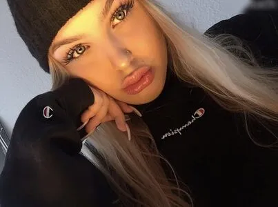 Karlicurv OnlyFans Leaked Free Thumbnail Picture - #6iylxfHtk1