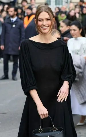 Karlie Kloss OnlyFans Leaked Free Thumbnail Picture - #4AR54tBxlK