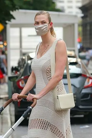 Karlie Kloss OnlyFans Leaked Free Thumbnail Picture - #AhA7pcd5EL