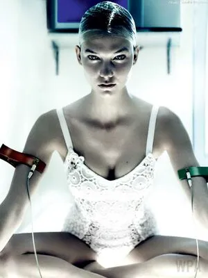 Karlie Kloss OnlyFans Leaked Free Thumbnail Picture - #Gp1v91Yemk