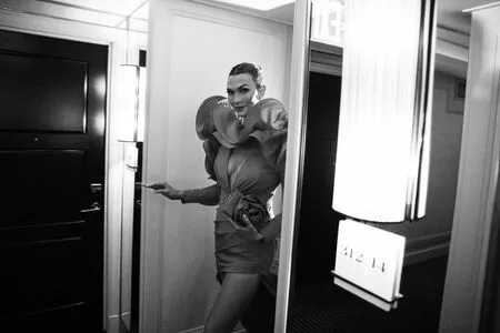 Karlie Kloss OnlyFans Leaked Free Thumbnail Picture - #HVlCiN8pg9