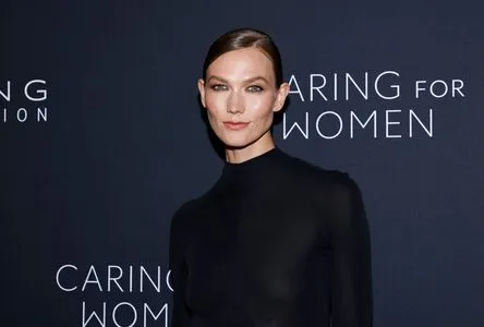 Karlie Kloss OnlyFans Leaked Free Thumbnail Picture - #HyKdw8ZxO2