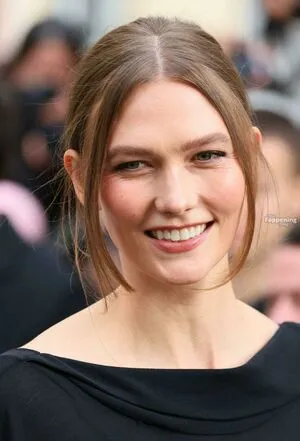 Karlie Kloss OnlyFans Leaked Free Thumbnail Picture - #Mv9K8vWnS7