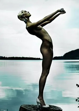 Karlie Kloss OnlyFans Leaked Free Thumbnail Picture - #QEluZHORAX