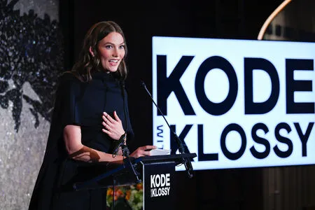 Karlie Kloss OnlyFans Leaked Free Thumbnail Picture - #QXgPXc5zMN