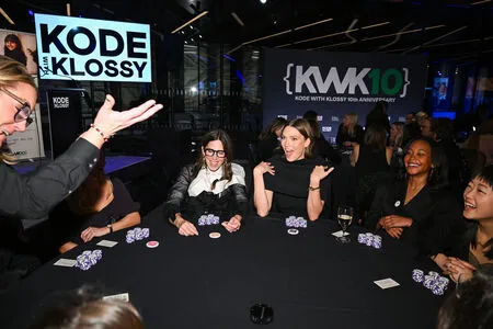 Karlie Kloss OnlyFans Leaked Free Thumbnail Picture - #RDWuWeZ8lv