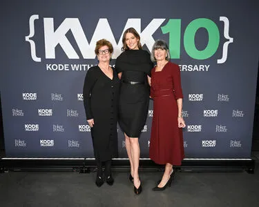 Karlie Kloss OnlyFans Leaked Free Thumbnail Picture - #Y5U2cwdNIW