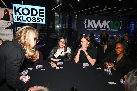 Karlie Kloss OnlyFans Leaked Free Thumbnail Picture - #ZD70SEVOVK