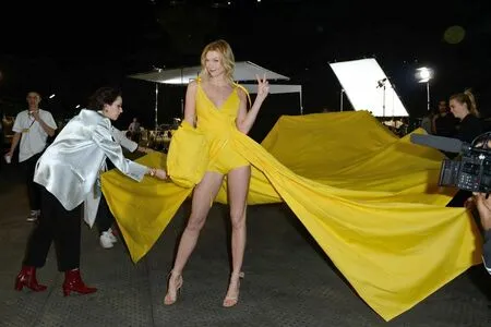 Karlie Kloss OnlyFans Leaked Free Thumbnail Picture - #cTmVu5dkE2