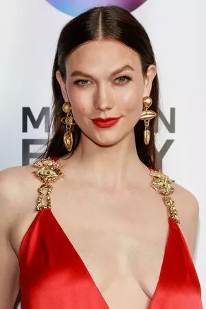 Karlie Kloss OnlyFans Leaked Free Thumbnail Picture - #hHQRQit05S