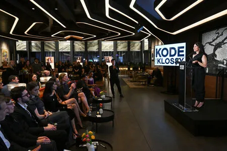 Karlie Kloss OnlyFans Leaked Free Thumbnail Picture - #uV620INa0M