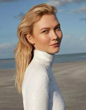 Karlie Kloss OnlyFans Leaked Free Thumbnail Picture - #vo6VL4SuKv