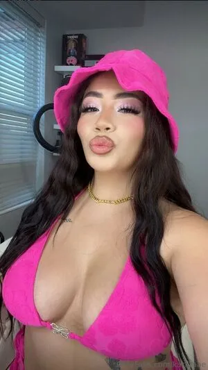 Karlitaae OnlyFans Leaked Free Thumbnail Picture - #j6Wbbt2r2g