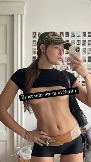 Karlotta Emilie Henke OnlyFans Leaked Free Thumbnail Picture - #9bnsCHe3vK