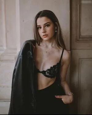 Karlotta Nila OnlyFans Leaked Free Thumbnail Picture - #v7Pd8Hbonu