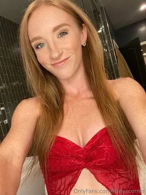 Karlyscorner OnlyFans Leaked Free Thumbnail Picture - #FwipTy20Hf