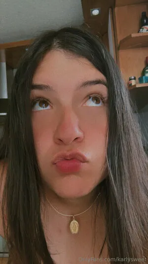 Karlysweet OnlyFans Leaked Free Thumbnail Picture - #i11fTAe4lu