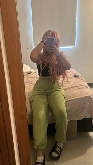 Karlysweetvip OnlyFans Leaked Free Thumbnail Picture - #xMuLakknEl