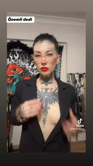 Karma Handpoke OnlyFans Leaked Free Thumbnail Picture - #Xvc0XMwZSb
