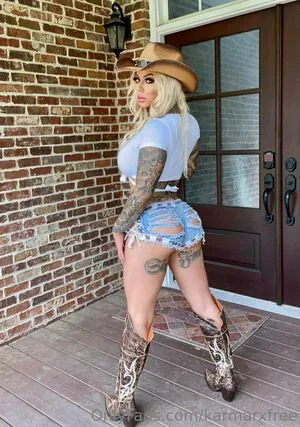 Karmarxfree OnlyFans Leaked Free Thumbnail Picture - #w6e0jESBQC