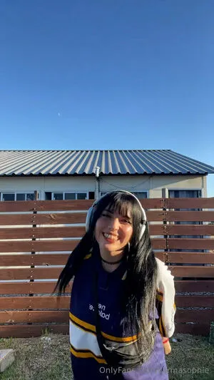 Karmasophie OnlyFans Leaked Free Thumbnail Picture - #4xET7oy38g