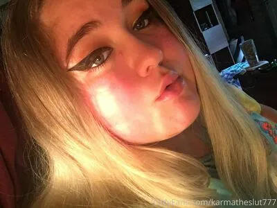 Karmatheslut777 OnlyFans Leaked Free Thumbnail Picture - #PeAxiZThQm