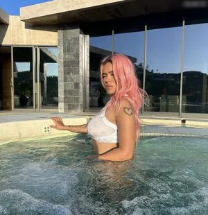 Karol G OnlyFans Leaked Free Thumbnail Picture - #15xZRgev7K