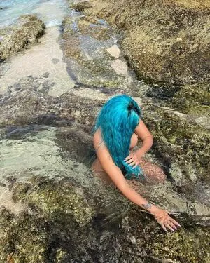 Karol G OnlyFans Leaked Free Thumbnail Picture - #1ZZHpxlPoF