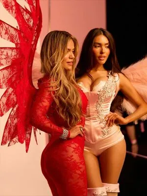 Karol G OnlyFans Leaked Free Thumbnail Picture - #6u9SWdIP0Y