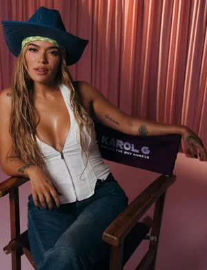 Karol G OnlyFans Leaked Free Thumbnail Picture - #EBr5qcyq8P