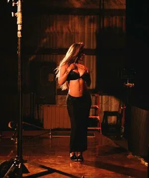 Karol G OnlyFans Leaked Free Thumbnail Picture - #RA36RlsNB5