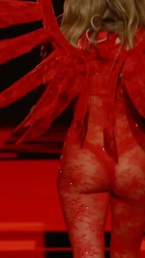 Karol G OnlyFans Leaked Free Thumbnail Picture - #SbJ8sg0F8g