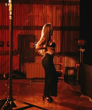 Karol G OnlyFans Leaked Free Thumbnail Picture - #XVVWI8ZcTx