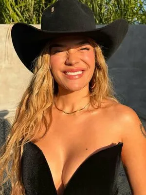 Karol G OnlyFans Leaked Free Thumbnail Picture - #XvOZrV17QV