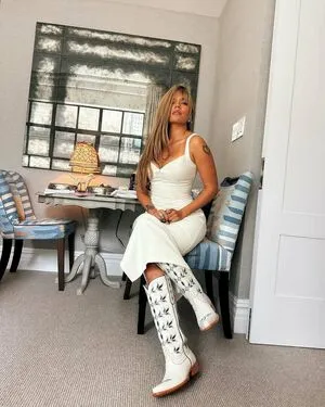 Karol G OnlyFans Leaked Free Thumbnail Picture - #d5WU6jFh80