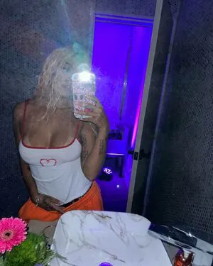 Karol G OnlyFans Leaked Free Thumbnail Picture - #emaecLpODY