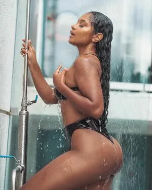 Karolina Achong OnlyFans Leaked Free Thumbnail Picture - #C1VZiE24bp