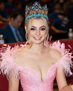 Karolina Bielawska OnlyFans Leaked Free Thumbnail Picture - #1rrzc5ABs9