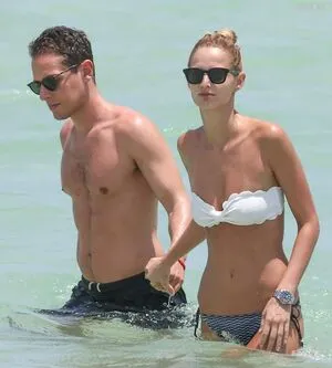 Karolina Kurkova OnlyFans Leaked Free Thumbnail Picture - #2yN4CiHeQf
