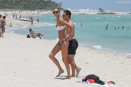 Karolina Kurkova OnlyFans Leaked Free Thumbnail Picture - #UGcoSmHm6E