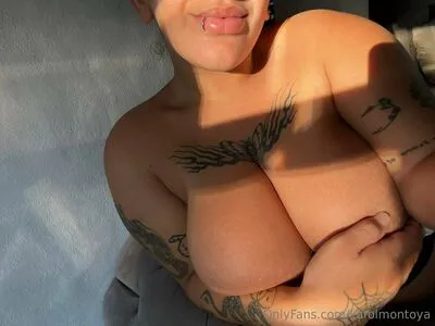 Karolmontoya OnlyFans Leaked Free Thumbnail Picture - #0vm45m54uK