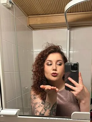 Karosusikivifree OnlyFans Leaked Free Thumbnail Picture - #emjM2td9fs