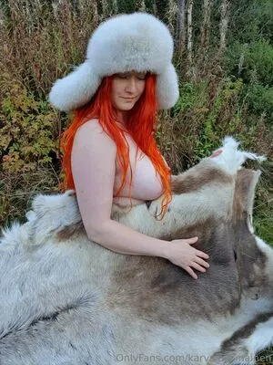 Karvalakkinainen OnlyFans Leaked Free Thumbnail Picture - #8OAMFbJ8fx