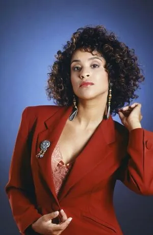 Karyn Parsons OnlyFans Leaked Free Thumbnail Picture - #CjBQjffSeV