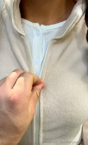 Karysahottie OnlyFans Leaked Free Thumbnail Picture - #C5vjChjYBh