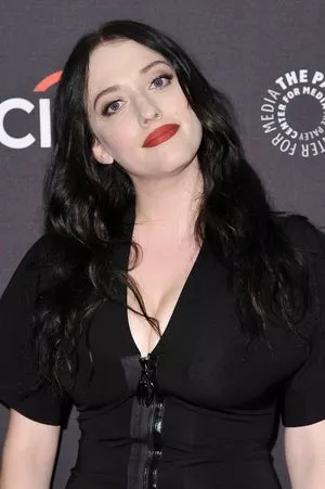 Kat Dennings OnlyFans Leaked Free Thumbnail Picture - #4vanaVG2uv