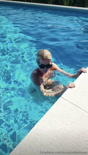 Kat Wonders OnlyFans Leaked Free Thumbnail Picture - #uUX6dGFO25