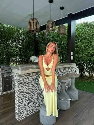 Katalina Cartmel OnlyFans Leaked Free Thumbnail Picture - #TadoDIlSRo